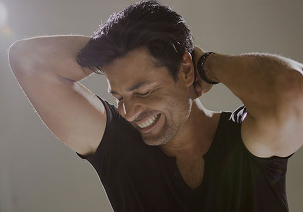Chayanne Returning To The Stage For First Solo U S Tour In 4